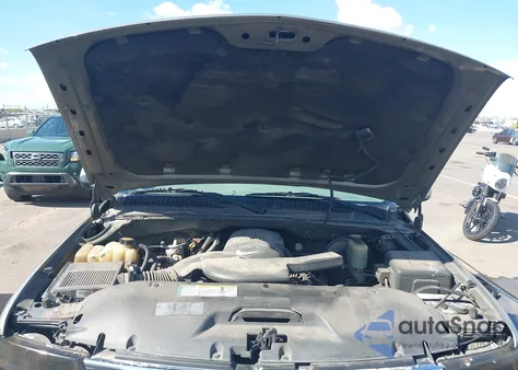 2001 Chevrolet Tahoe Lt z USA, uszkodzony, nr VIN 1GNEC13T31R164243